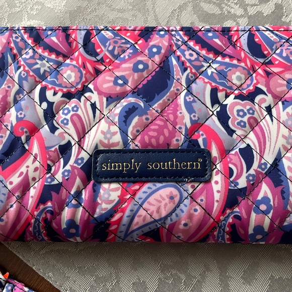 Simply Southern Women’s Quilted Wallet With Wristlet Strap - Blue Paisley - Picture 7 of 16